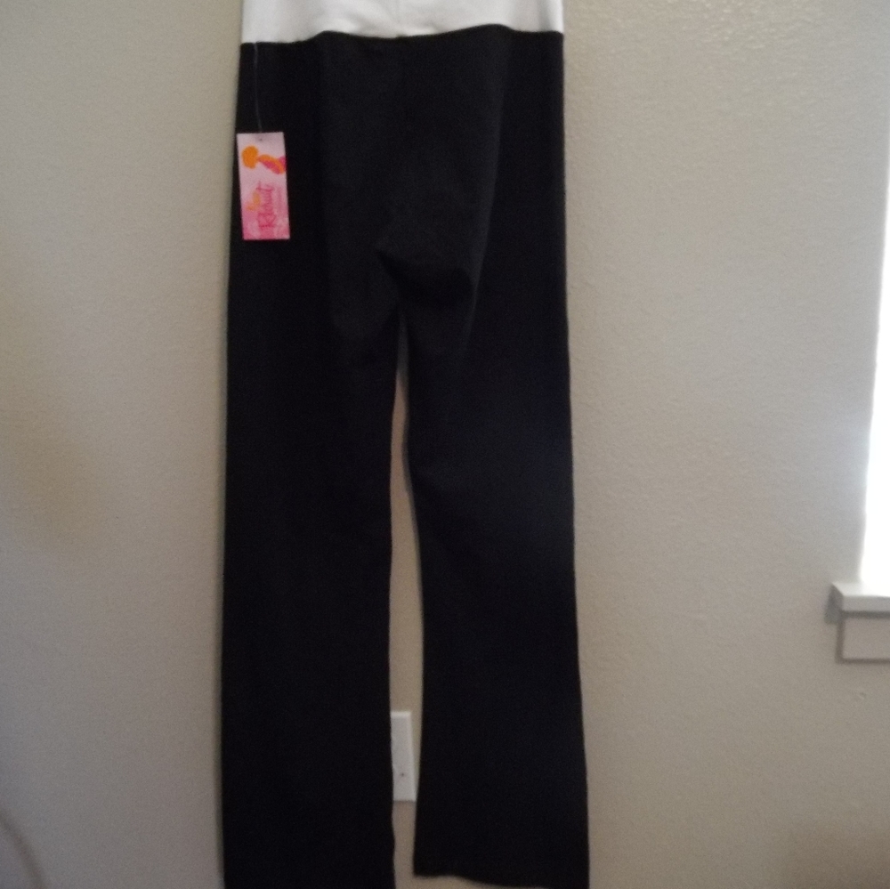 Maternity yoga pants